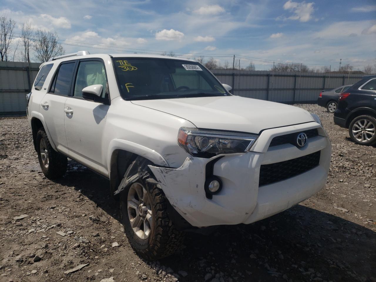 TOYOTA 4RUNNER SR 2014 with VIN JTEBU5JRXE5195425 - Photo from auction