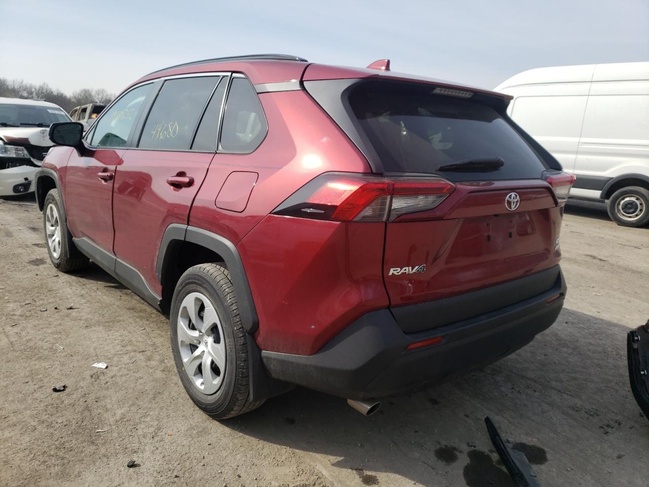 Photo 3 from auction – 2019 TOYOTA RAV4 LE with VIN 2T3F1RFV0KW038549