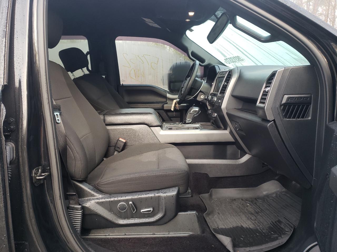 Photo 5 from auction – 2017 FORD F150 SUPER with VIN 1FTEW1EGXHFA51739