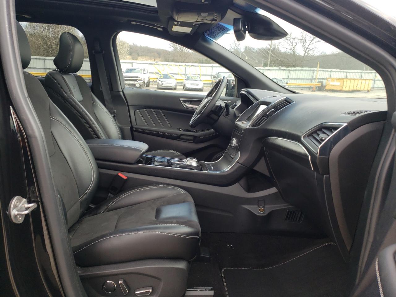 Photo 5 from auction – 2019 FORD EDGE ST with VIN 2FMPK4AP8KBB11808