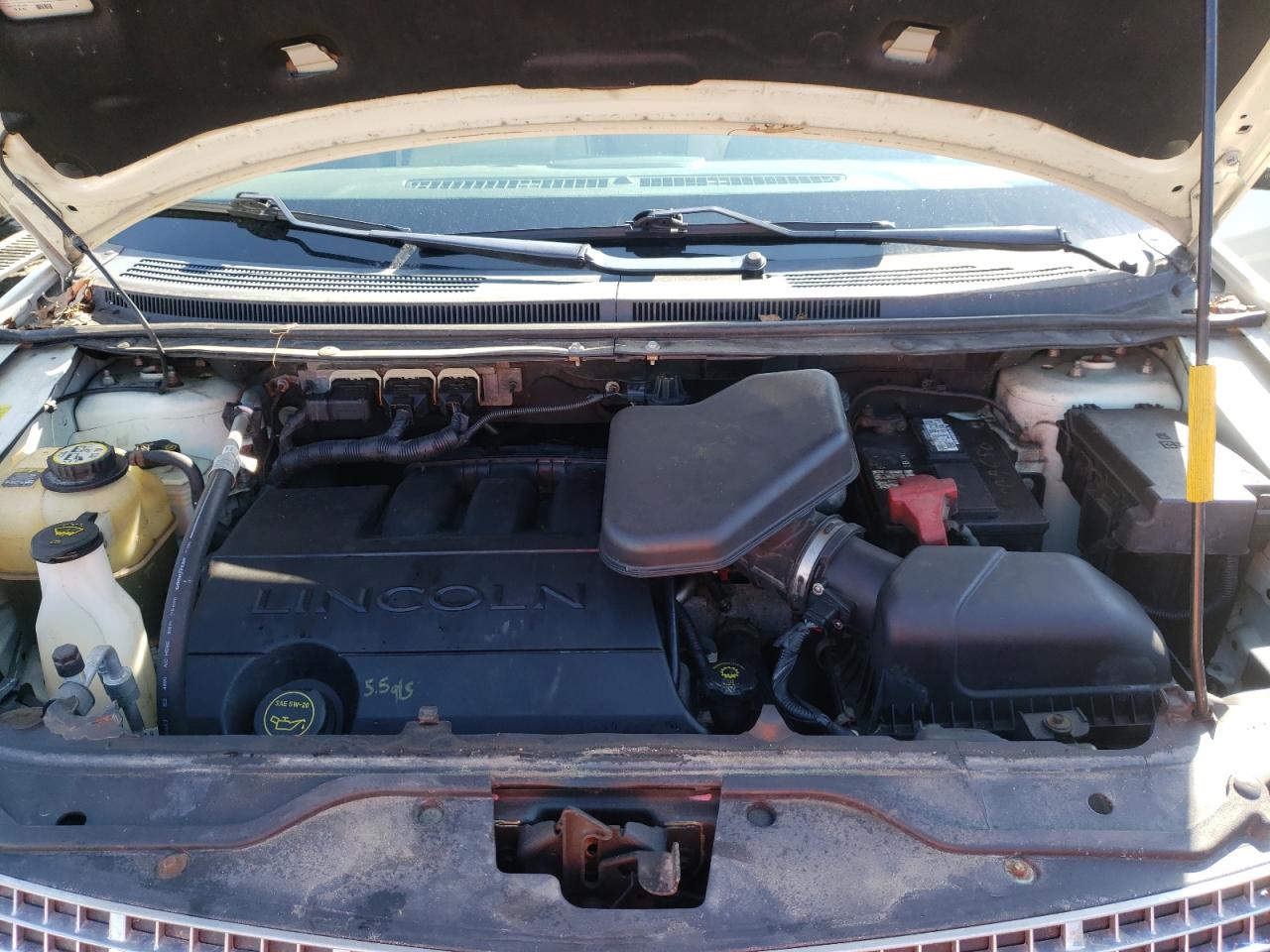 Photo 7 from auction – 2008 LINCOLN MKX with VIN 2LMDU88C58BJ29073