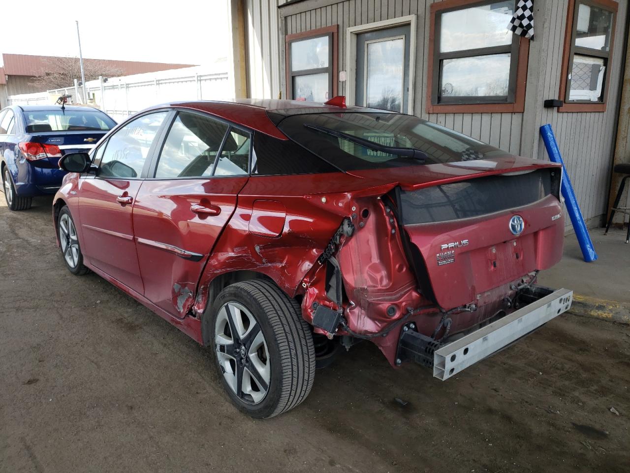 Photo 3 from auction – 2017 TOYOTA PRIUS with VIN JTDKARFU3H3528940