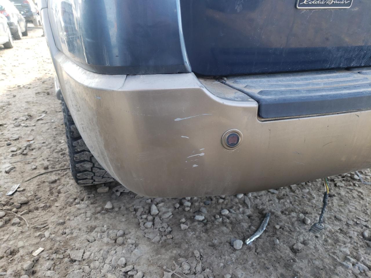 Photo 9 from auction – 2003 FORD EXPEDITION with VIN 1FMFU18LX3LC56874