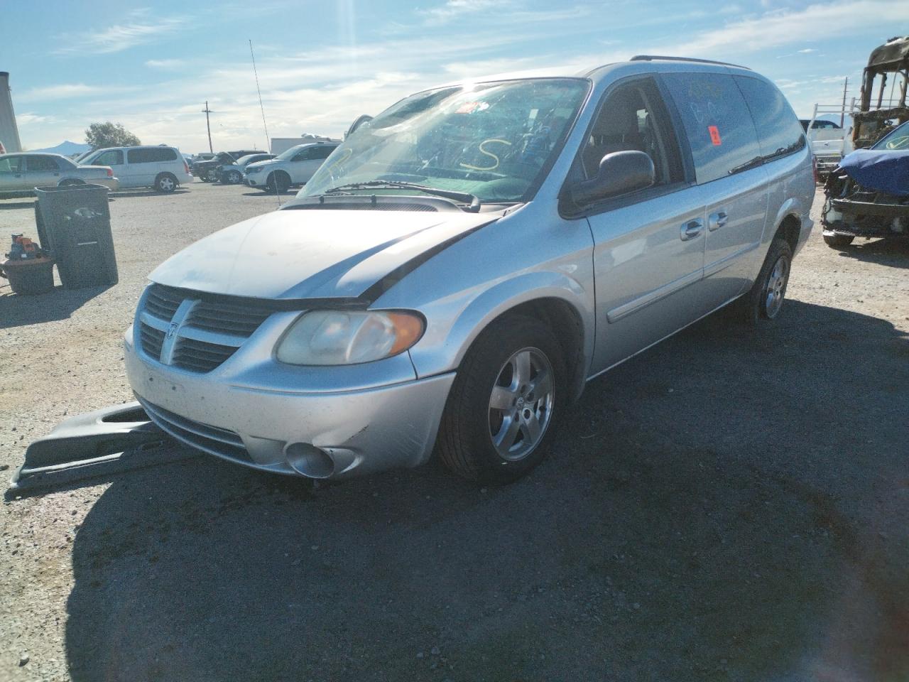 Photo 2 from auction – 2007 DODGE GRAND CARA with VIN 2D4GP44L77R194535