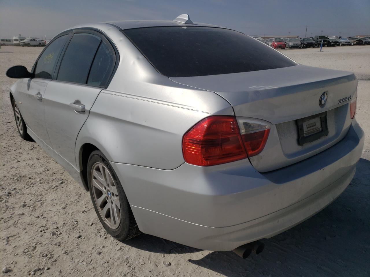 Photo 3 from auction – 2007 BMW 328 I with VIN WBAVA33567KX82604