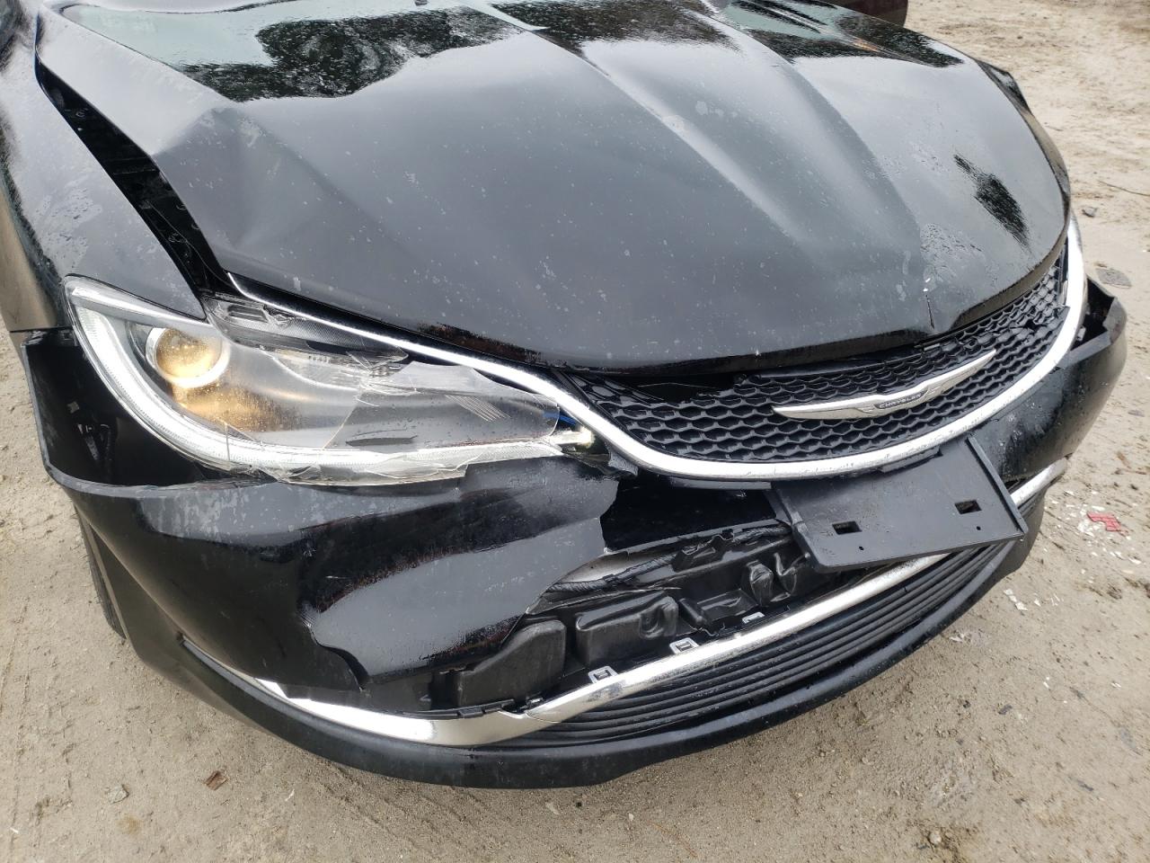 Photo 9 from auction – 2016 CHRYSLER 200 LIMITE with VIN 1C3CCCAB1GN167961
