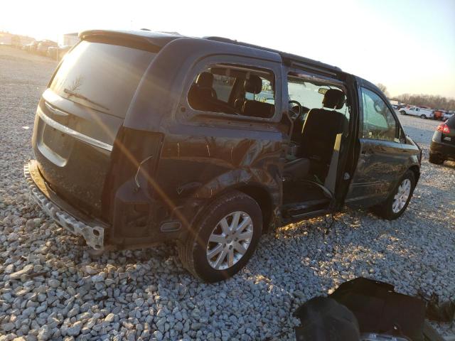 Photo 4 from auction – 2013 CHRYSLER TOWN & COU with VIN 2C4RC1BGXDR736874