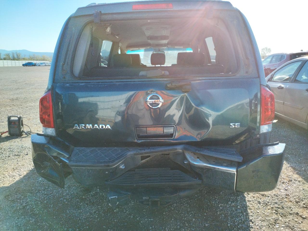 Photo 9 from auction – 2005 NISSAN ARMADA SE with VIN 5N1AA08B85N726413