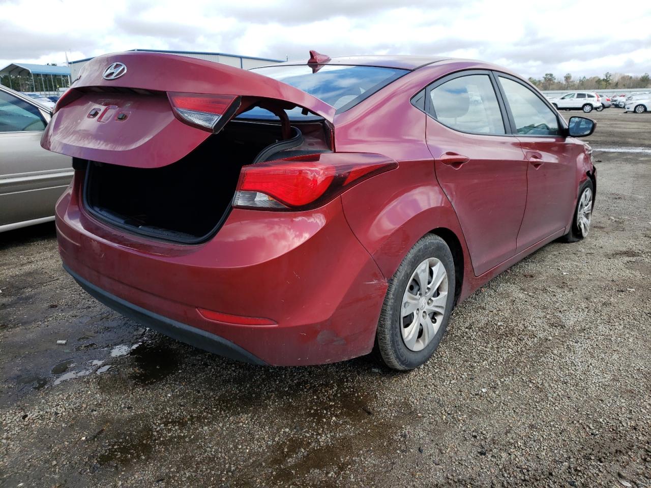 Photo 4 from auction – 2016 HYUNDAI ELANTRA SE with VIN 5NPDH4AEXGH786141