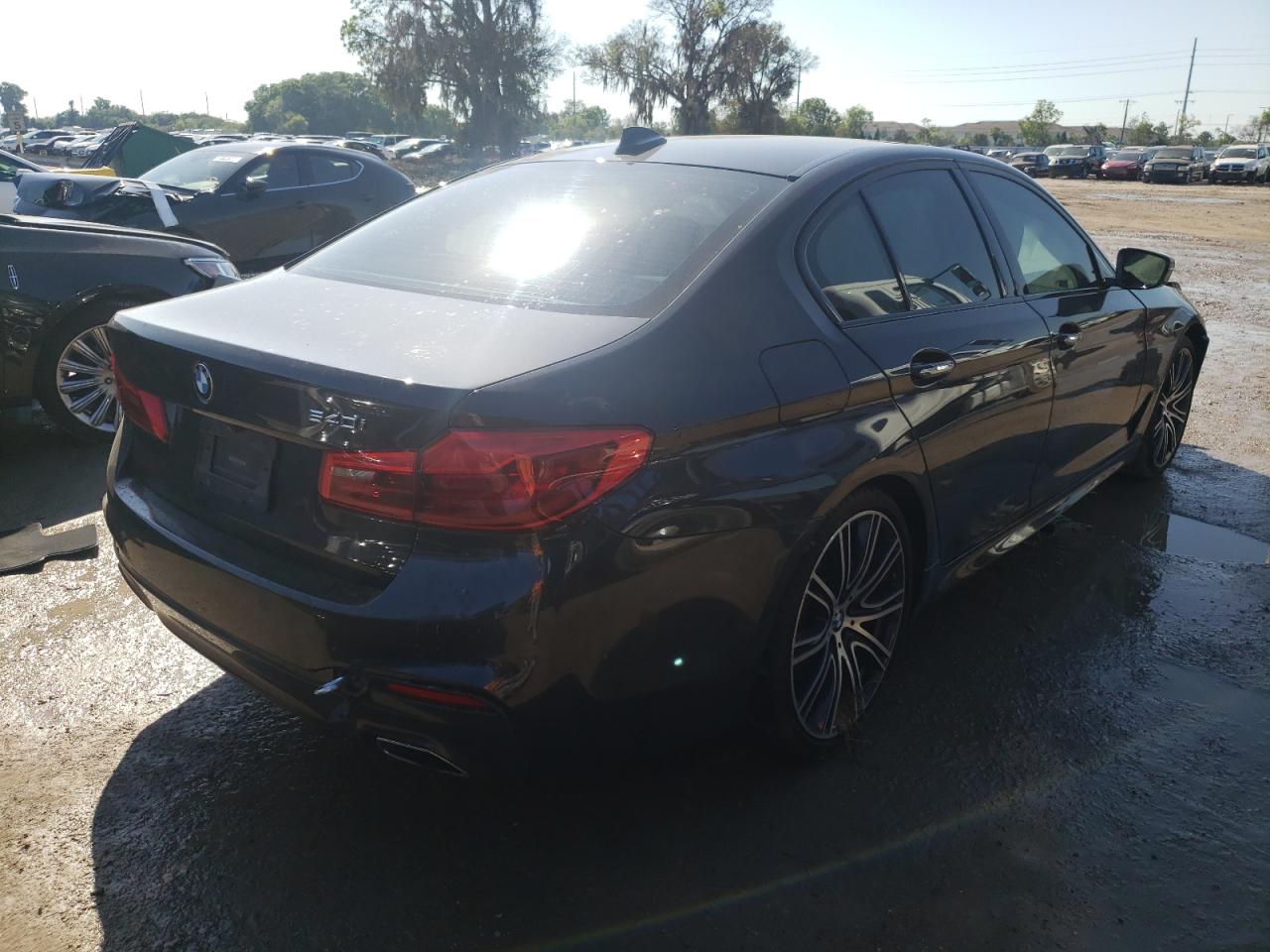 Photo 4 from auction – 2017 BMW 540 I with VIN WBAJE5C39HG916278