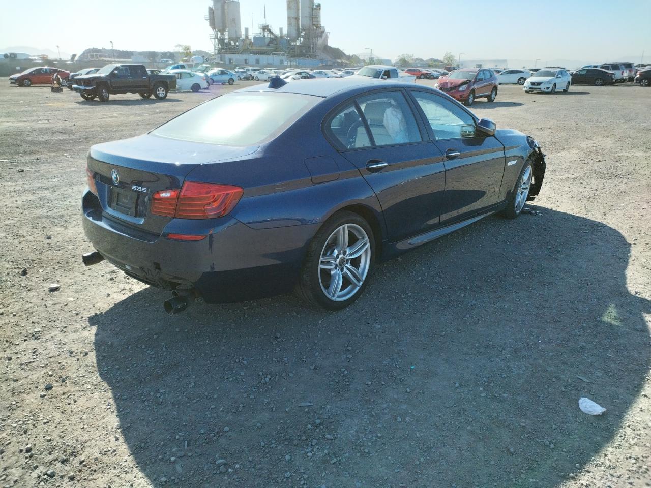 Photo 4 from auction – 2016 BMW 535 I with VIN WBA5B1C50GG553663