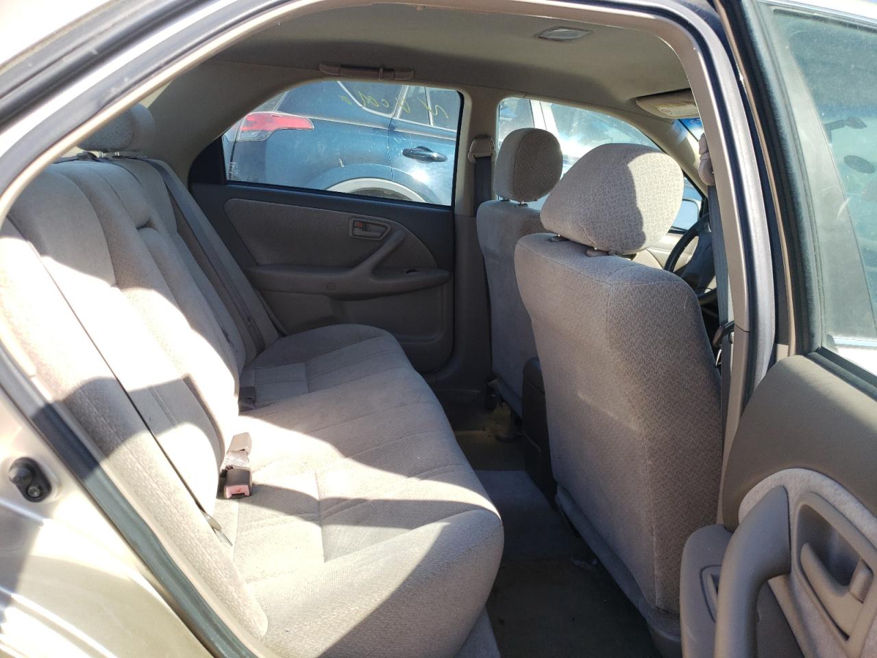Photo 6 from auction – 2000 TOYOTA CAMRY CE with VIN JT2BG22K5Y0503199