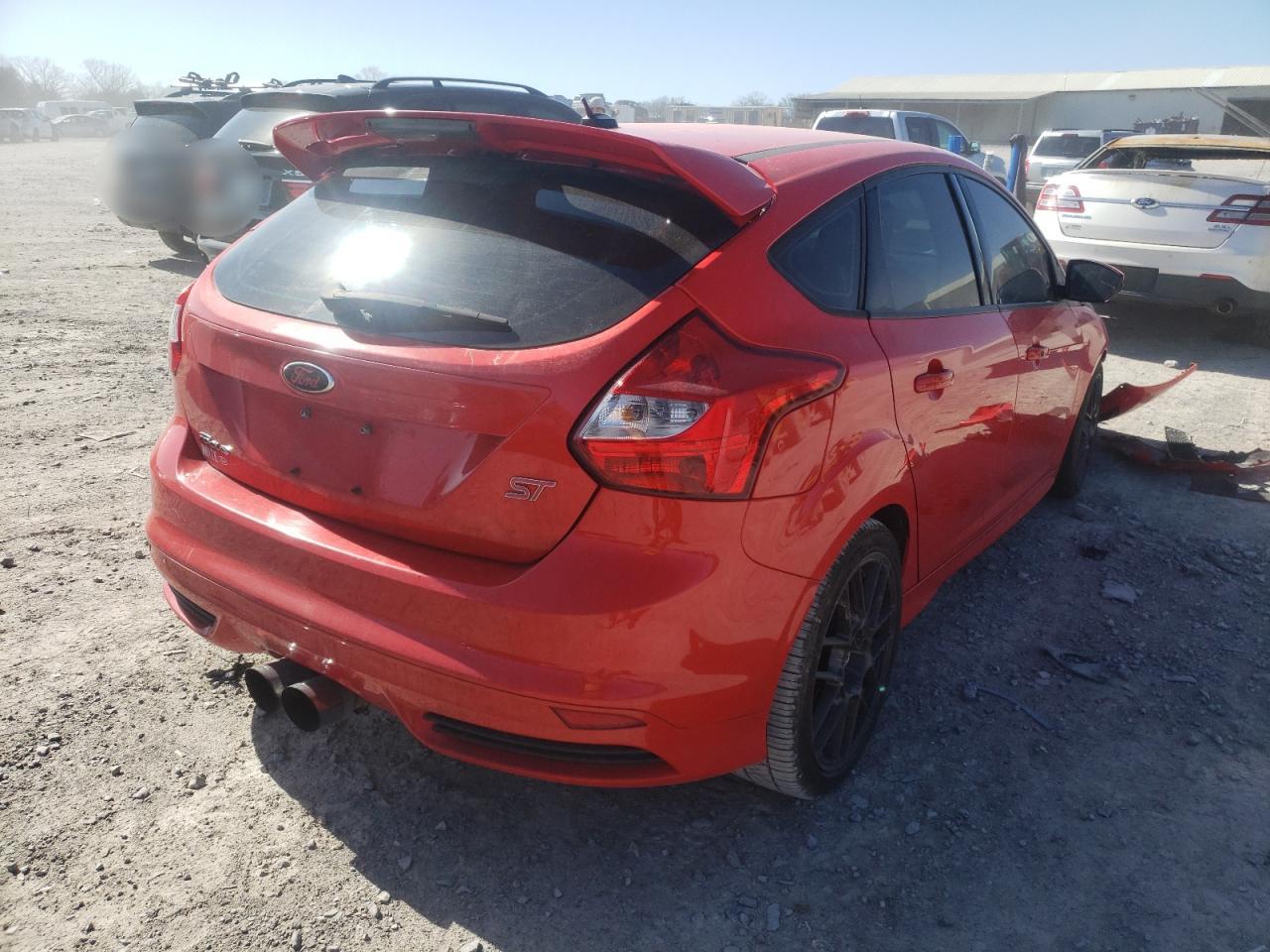 Photo 4 from auction – 2013 FORD FOCUS ST with VIN 1FADP3L92DL249659