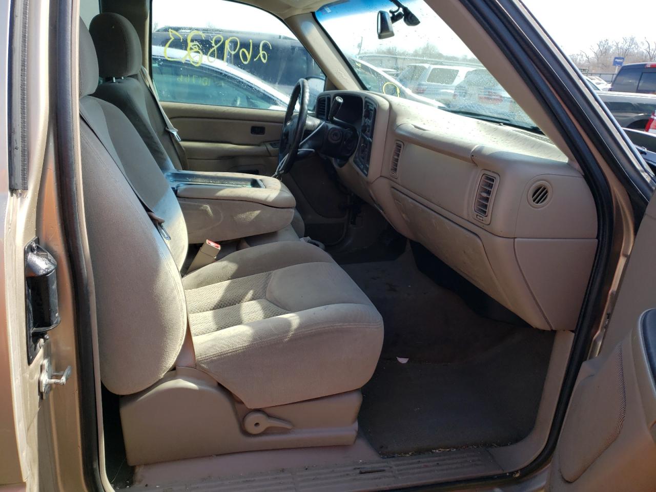 Photo 5 from auction – 2004 CHEVROLET SILVERADO with VIN 2GCEC19V341245225