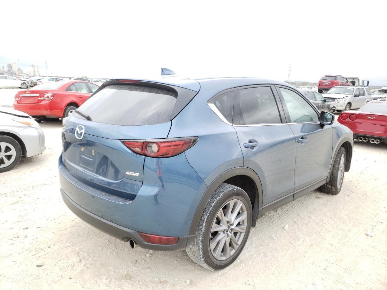 Photo 4 from auction – 2019 MAZDA CX-5 GRAND with VIN JM3KFADM3K1667028