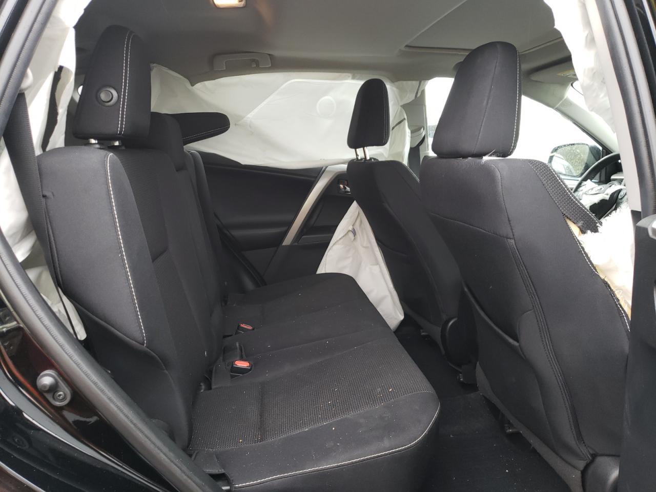 Photo 6 from auction – 2018 TOYOTA RAV4 ADVEN with VIN 2T3RFREV8JW829264