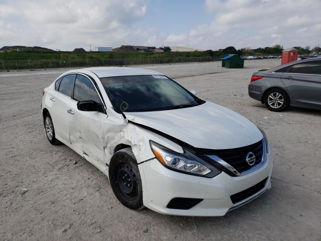NISSAN ALTIMA 2.5 2016 with VIN 1N4AL3AP9GN321126 - Photo from auction