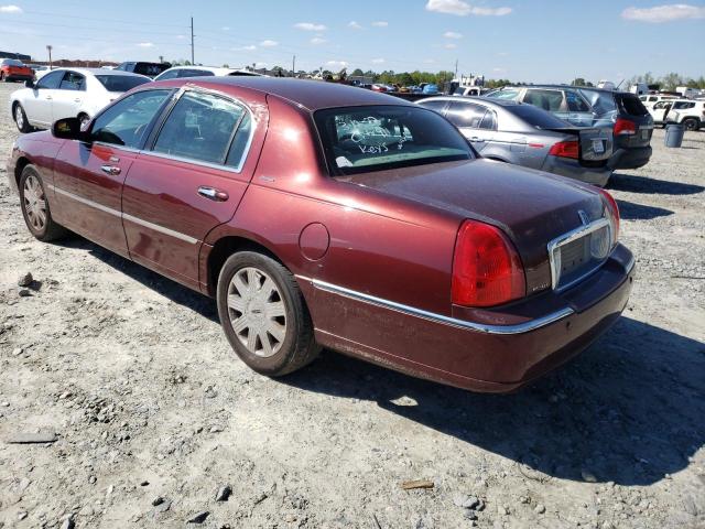 Photo 3 from auction – 2004 LINCOLN TOWN CAR U with VIN 1LNHM83W44Y633772