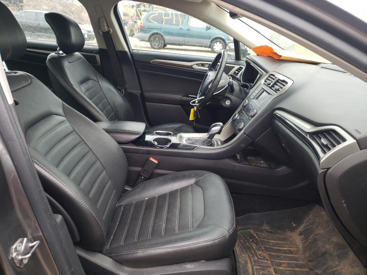Photo 5 from auction – 2013 FORD FUSION SE with VIN 3FA6P0LU3DR249151