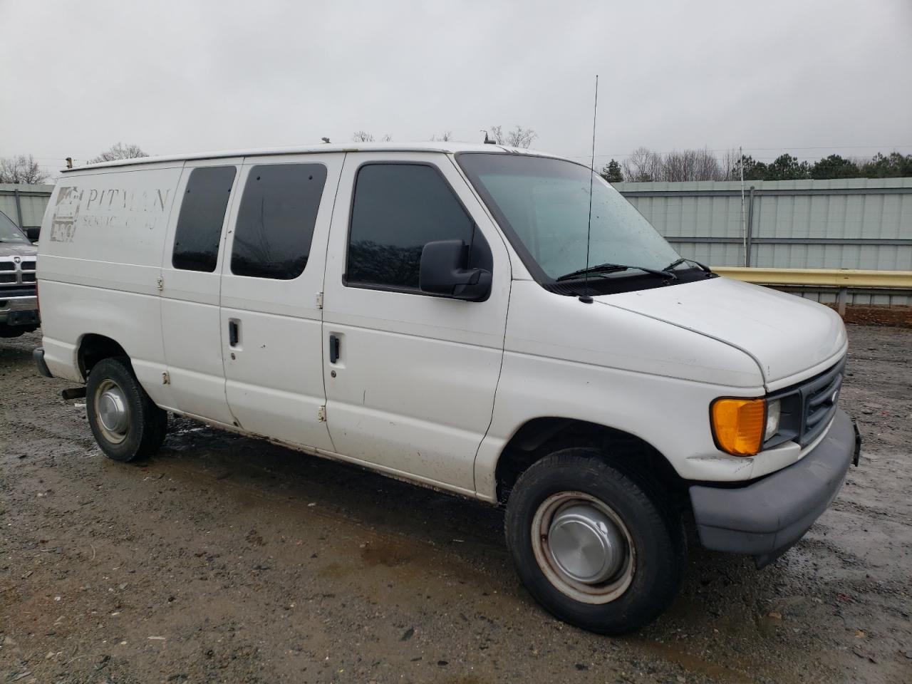Photo 9 from auction – 2005 FORD ECONOLINE with VIN 1FTNE24L55HB34034