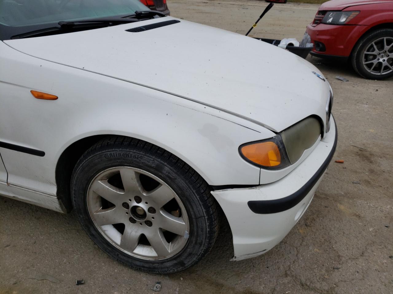 Photo 9 from auction – 2003 BMW 325 I with VIN WBAEV33463KL85576
