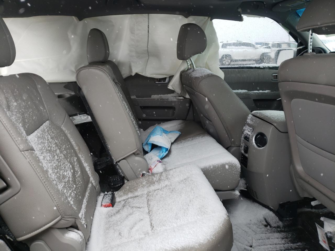 Photo 6 from auction – 2015 HONDA PILOT TOUR with VIN 5FNYF4H95FB040998