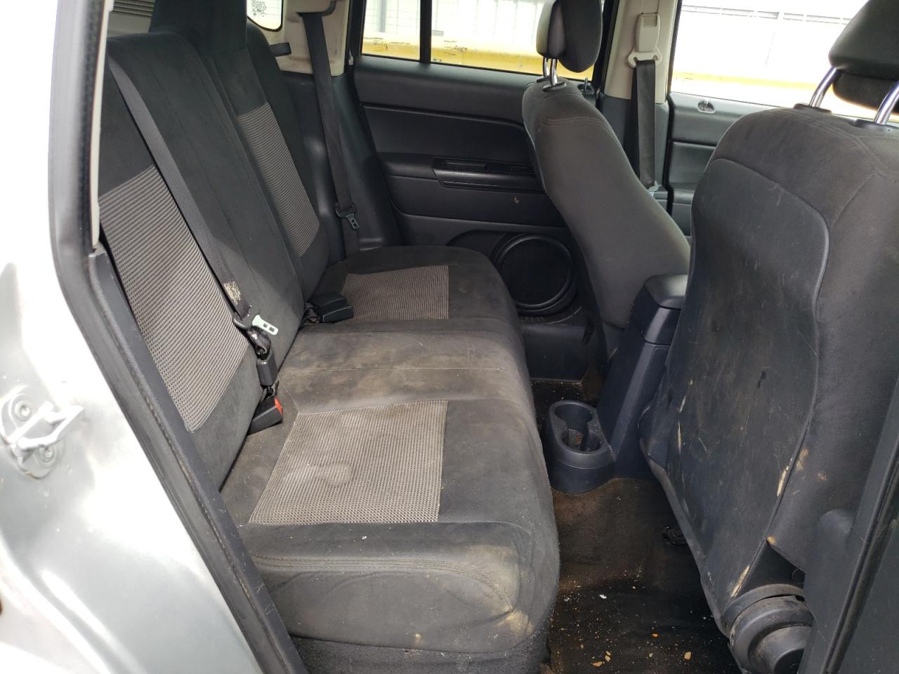 Photo 6 from auction – 2014 JEEP COMPASS SP with VIN 1C4NJCBA6ED537417