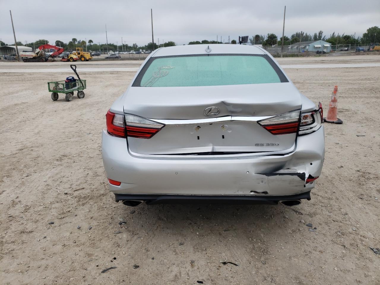 Photo 9 from auction – 2018 LEXUS ES 350 with VIN 58ABK1GG3JU088309