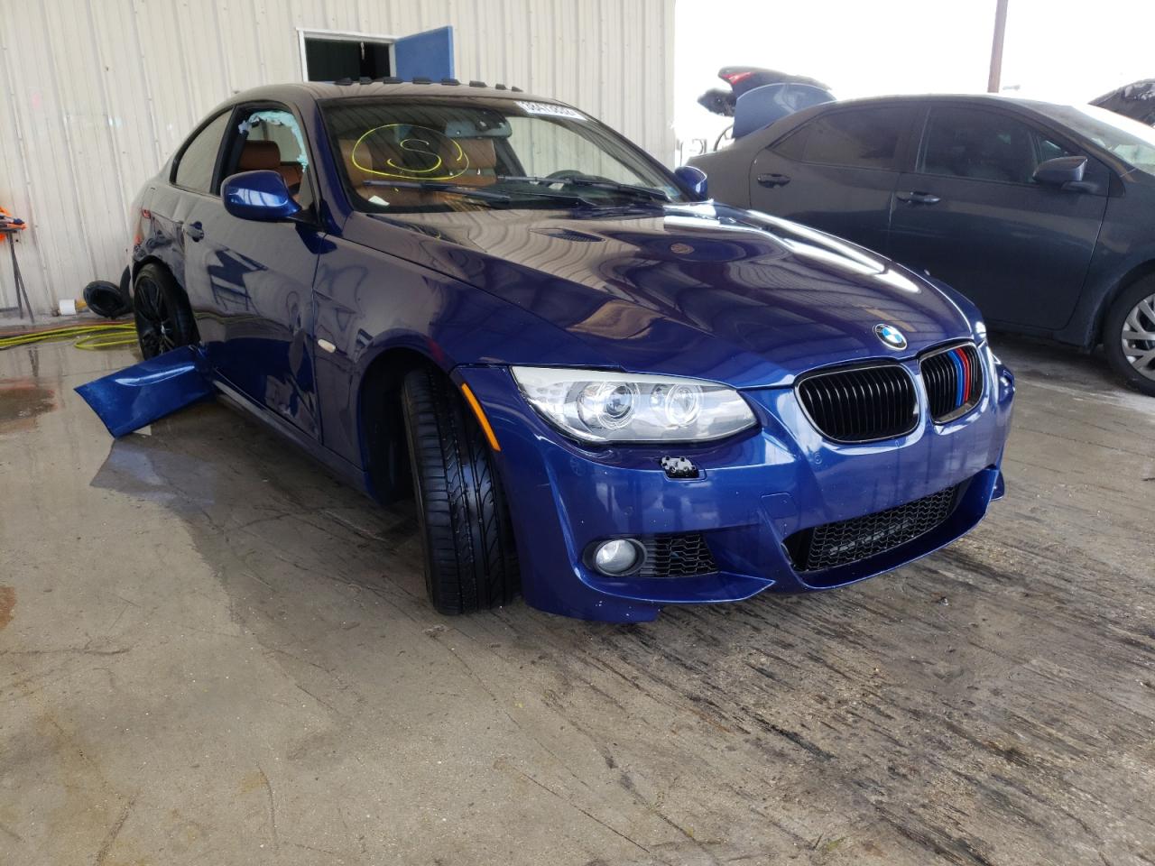 BMW 335 XI 2012 with VIN WBAKF9C58CE859330 - Photo from auction