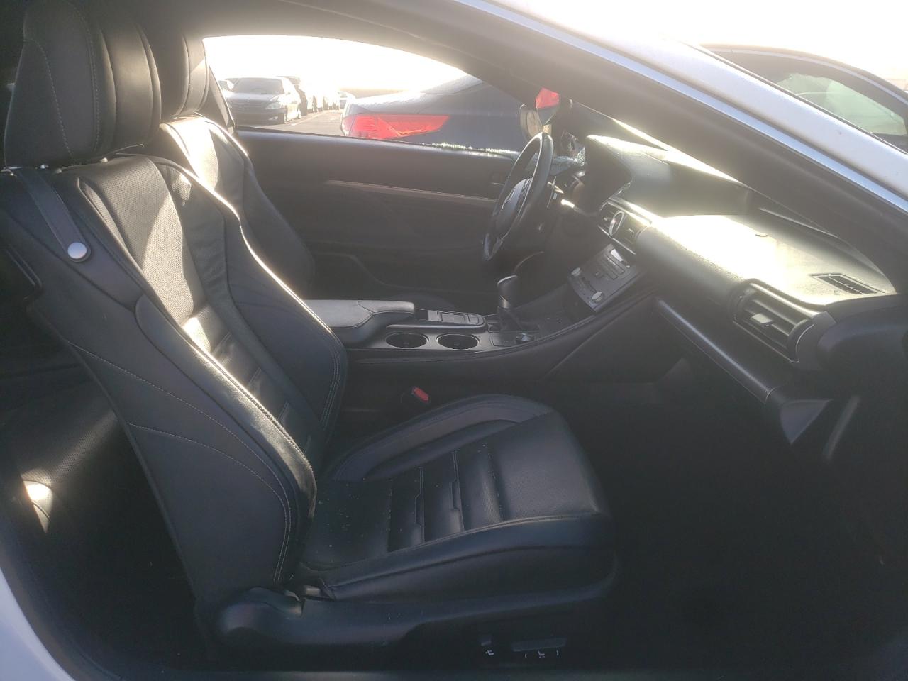 Photo 5 from auction – 2016 LEXUS RC 350 with VIN JTHHE5BC1G5014638