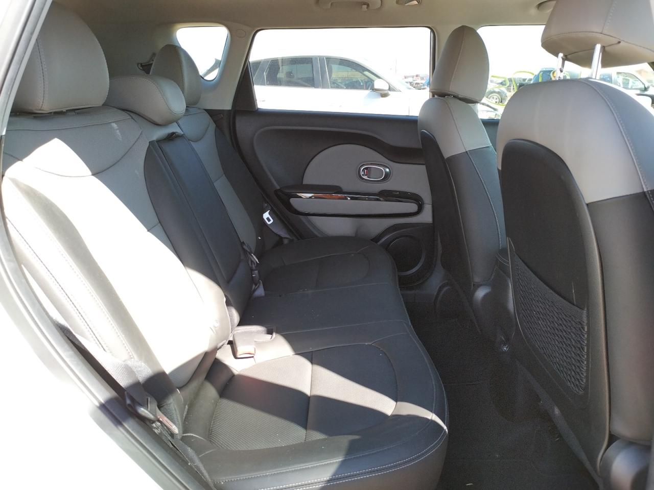 Photo 6 from auction – 2018 KIA SOUL + with VIN KNDJP3A53J7581725