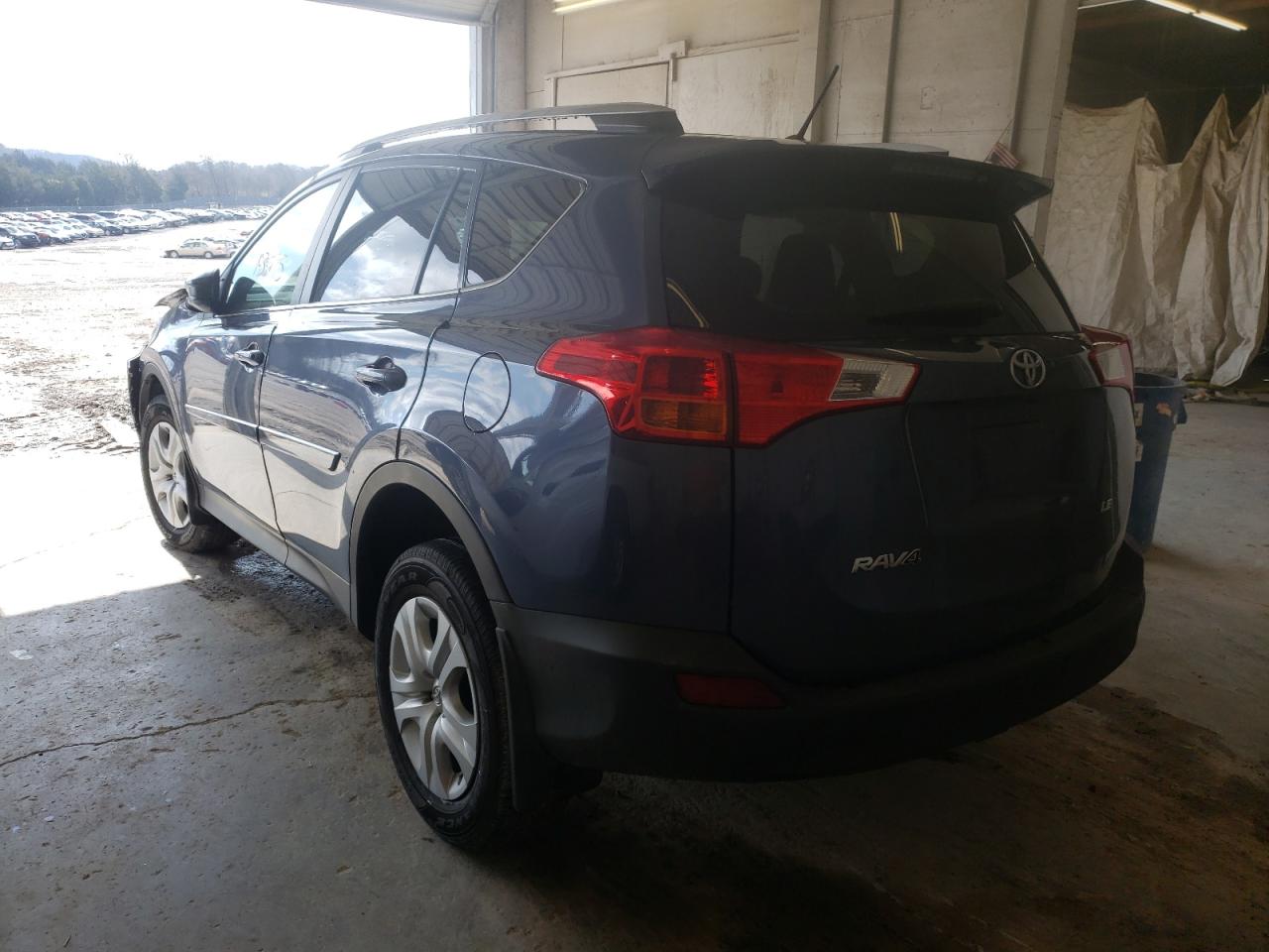 Photo 3 from auction – 2013 TOYOTA RAV4 LE with VIN JTMZFREV3DD013418