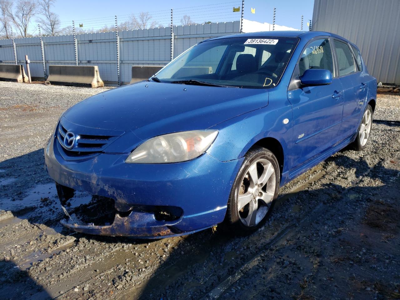 Photo 2 from auction – 2005 MAZDA 3 HATCHBAC with VIN JM1BK143451239243