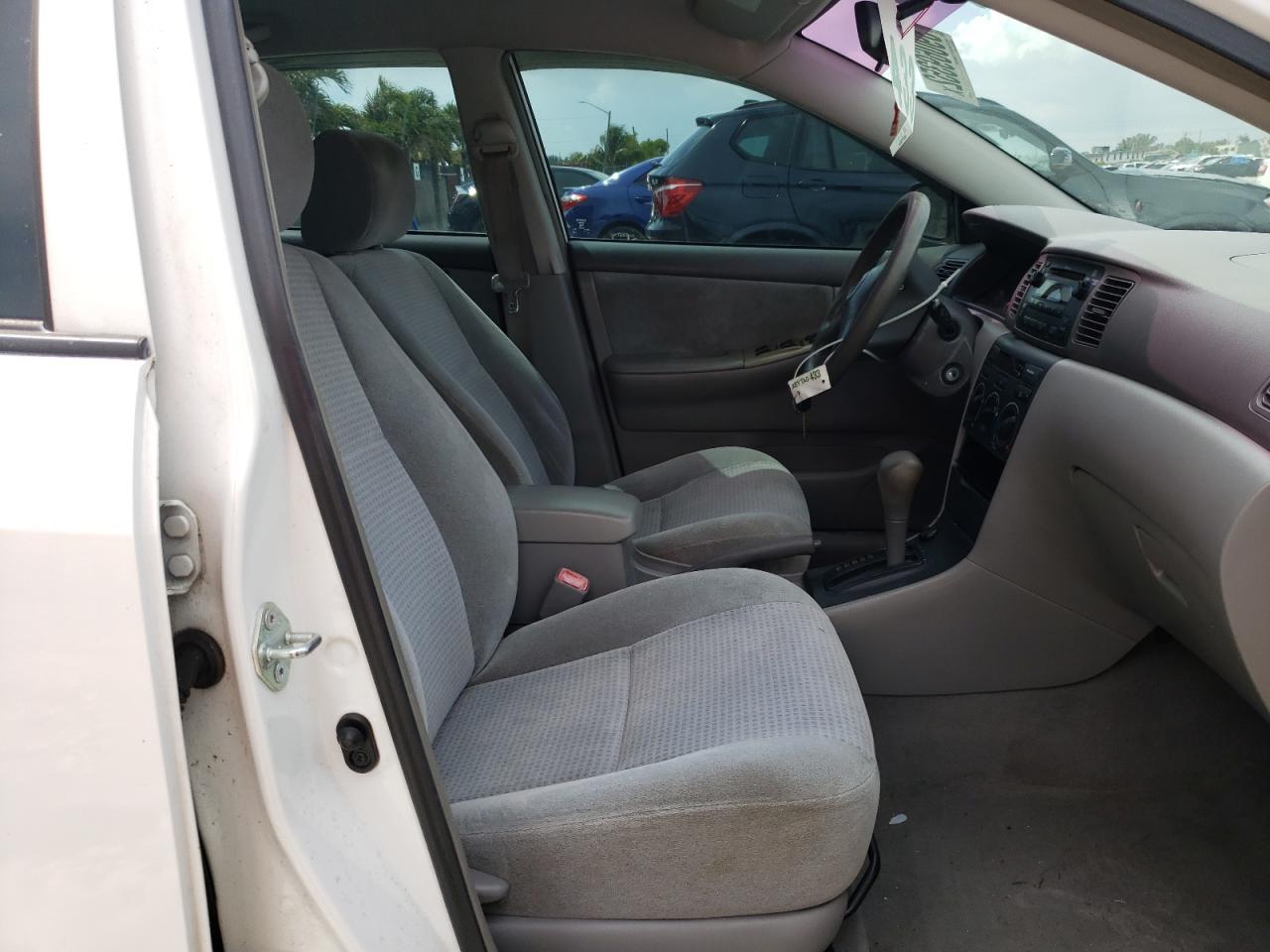 Photo 5 from auction – 2008 TOYOTA COROLLA CE with VIN 1NXBR32E18Z957424