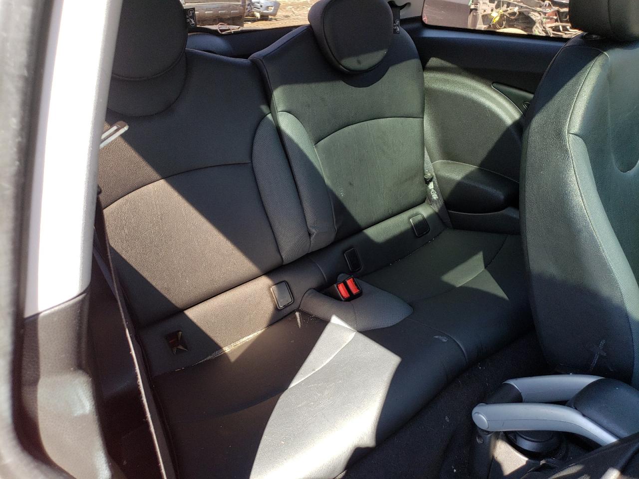 Photo 6 from auction – 2007 MINI COOPER with VIN WMWMF33517TT52437