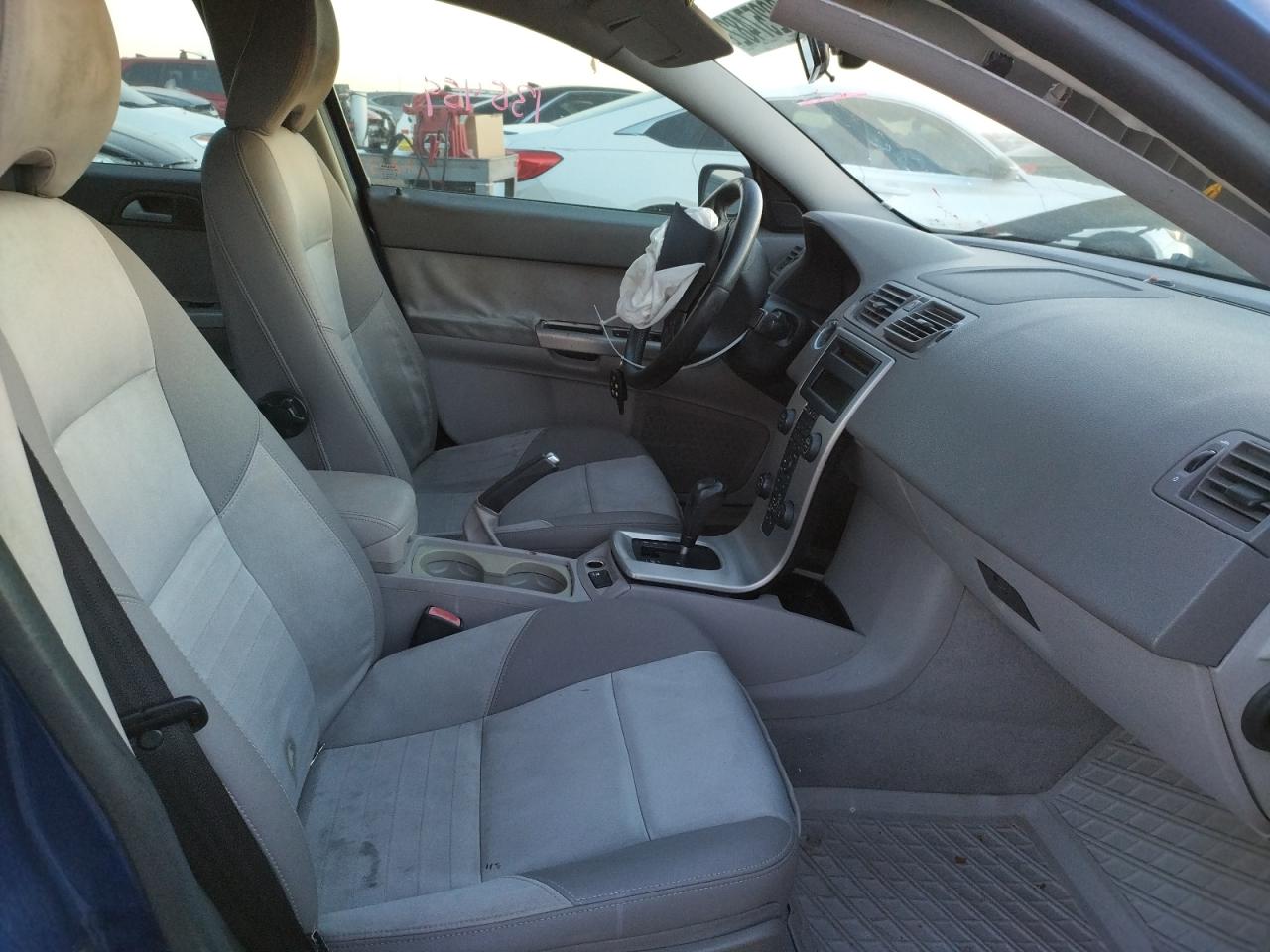 Photo 5 from auction – 2006 VOLVO S40 2.4I with VIN YV1MS390362163636