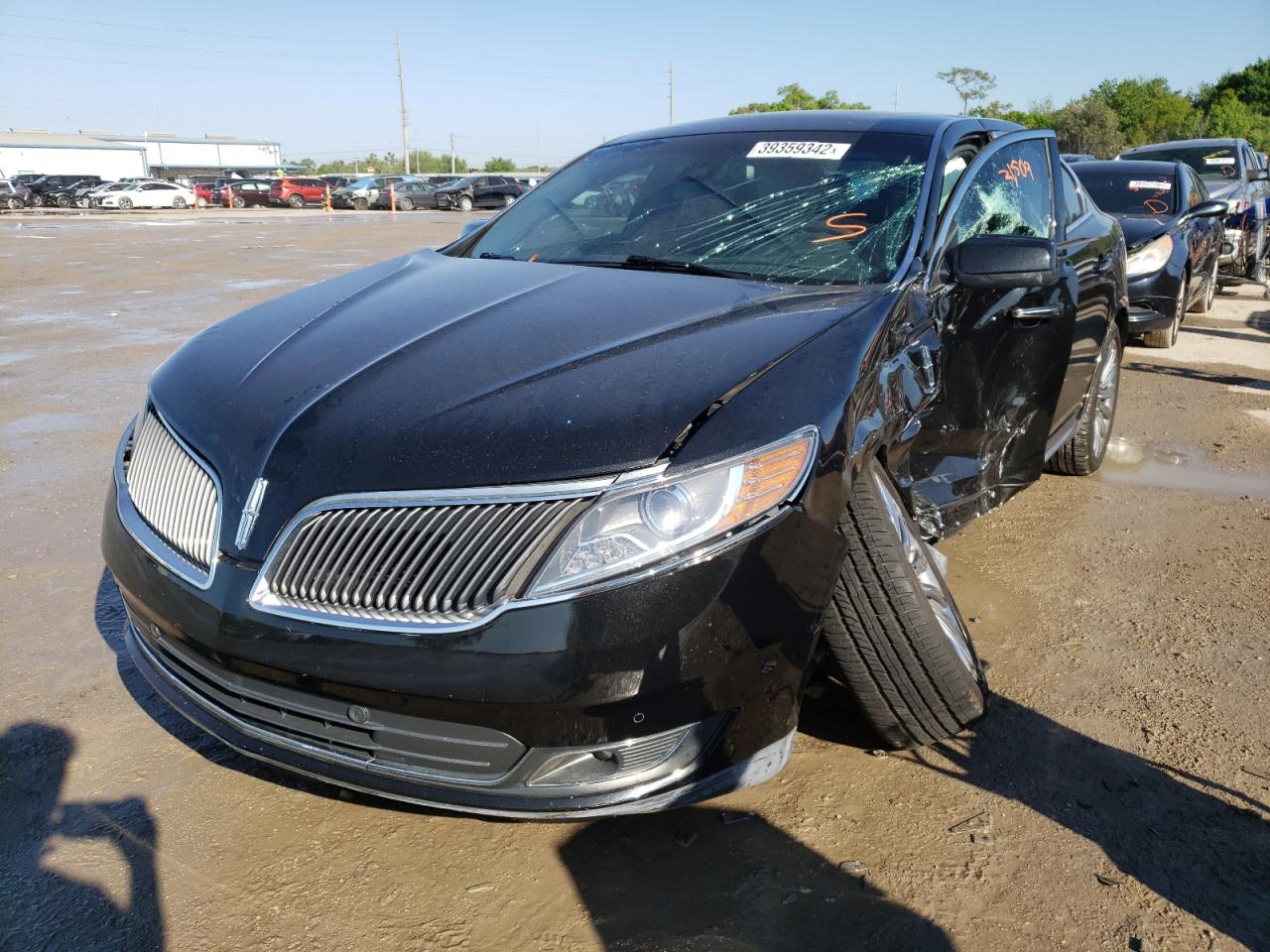 Photo 2 from auction – 2015 LINCOLN MKS with VIN 1LNHL9DK4FG607833