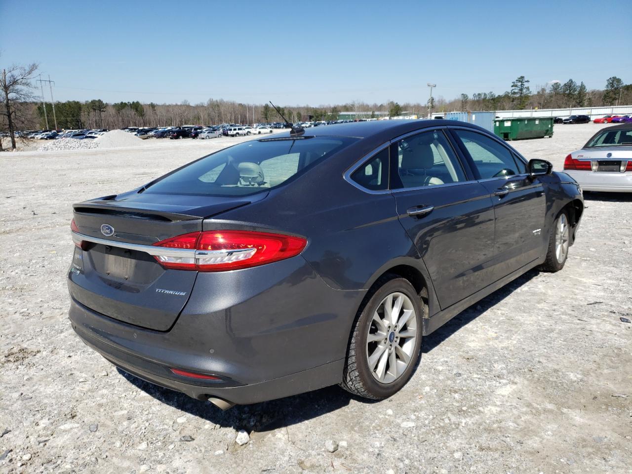 Photo 4 from auction – 2017 FORD FUSION TIT with VIN 3FA6P0SU0HR238888
