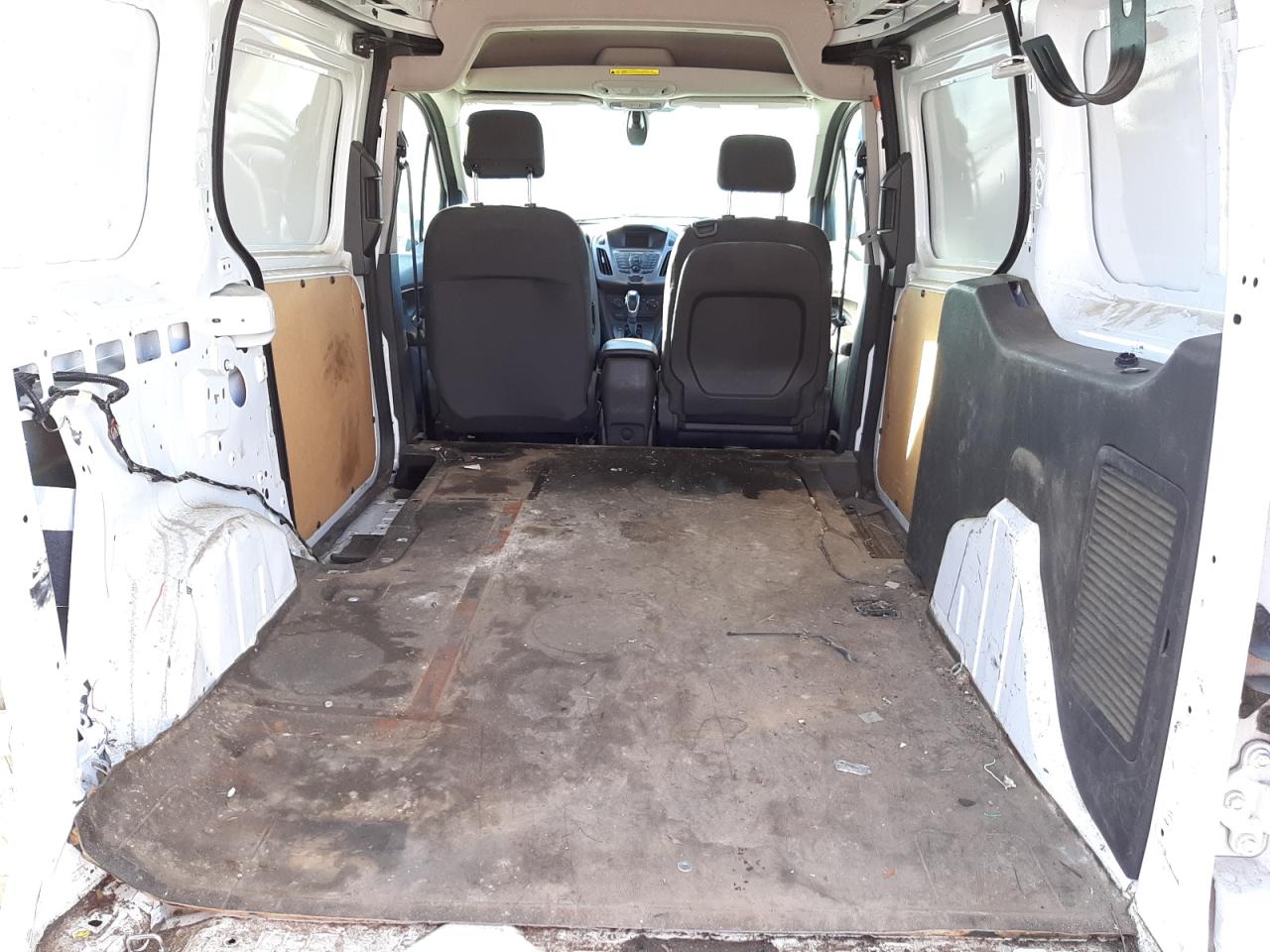 Photo 6 from auction – 2016 FORD TRANSIT CO with VIN NM0LS7FX3G1260642