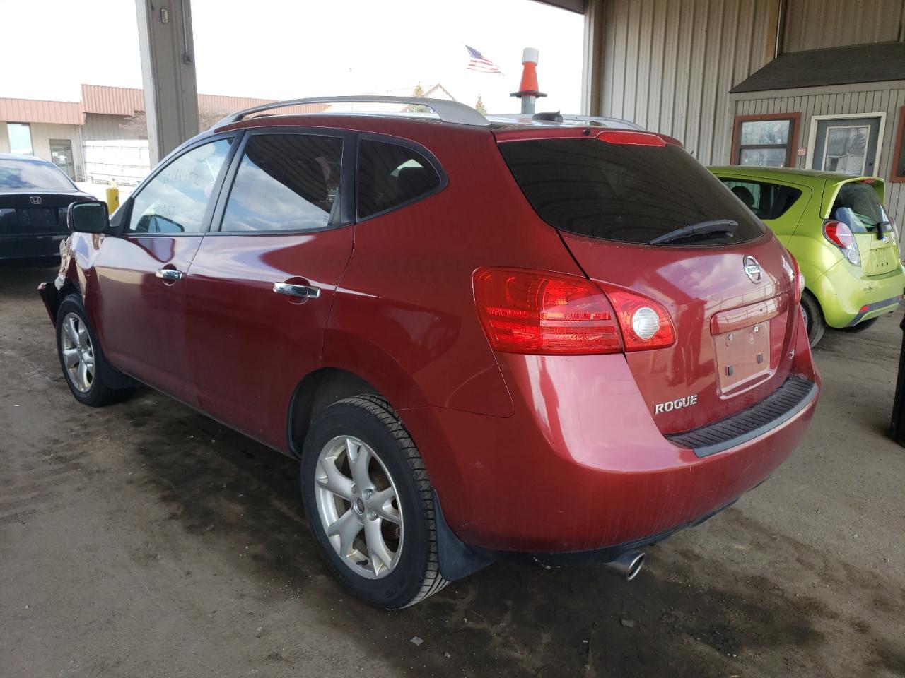 Photo 3 from auction – 2010 NISSAN ROGUE S with VIN JN8AS5MT4AW010937