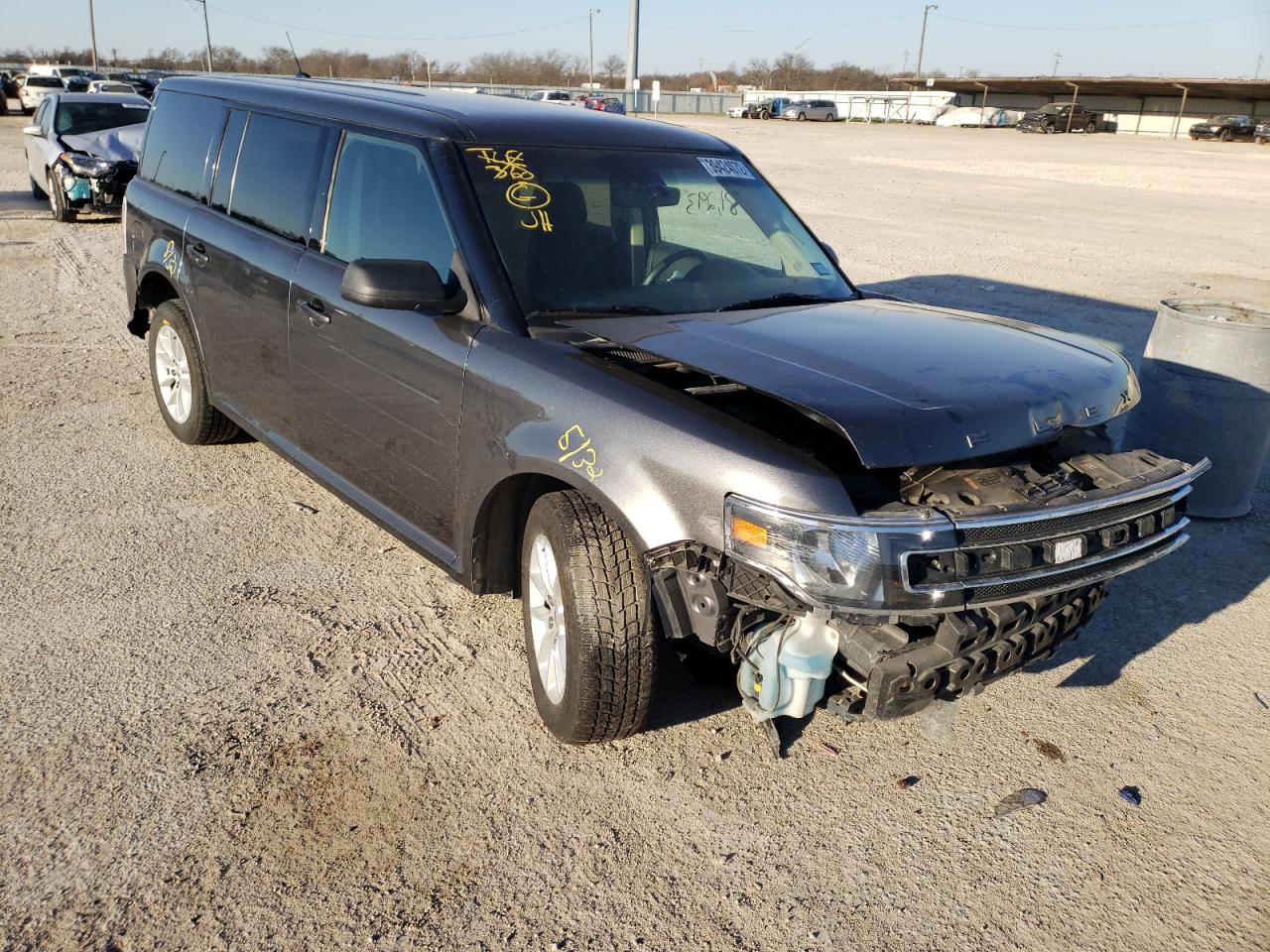 FORD FLEX SE 2018 with VIN 2FMGK5B86JBA13145 - Photo from auction