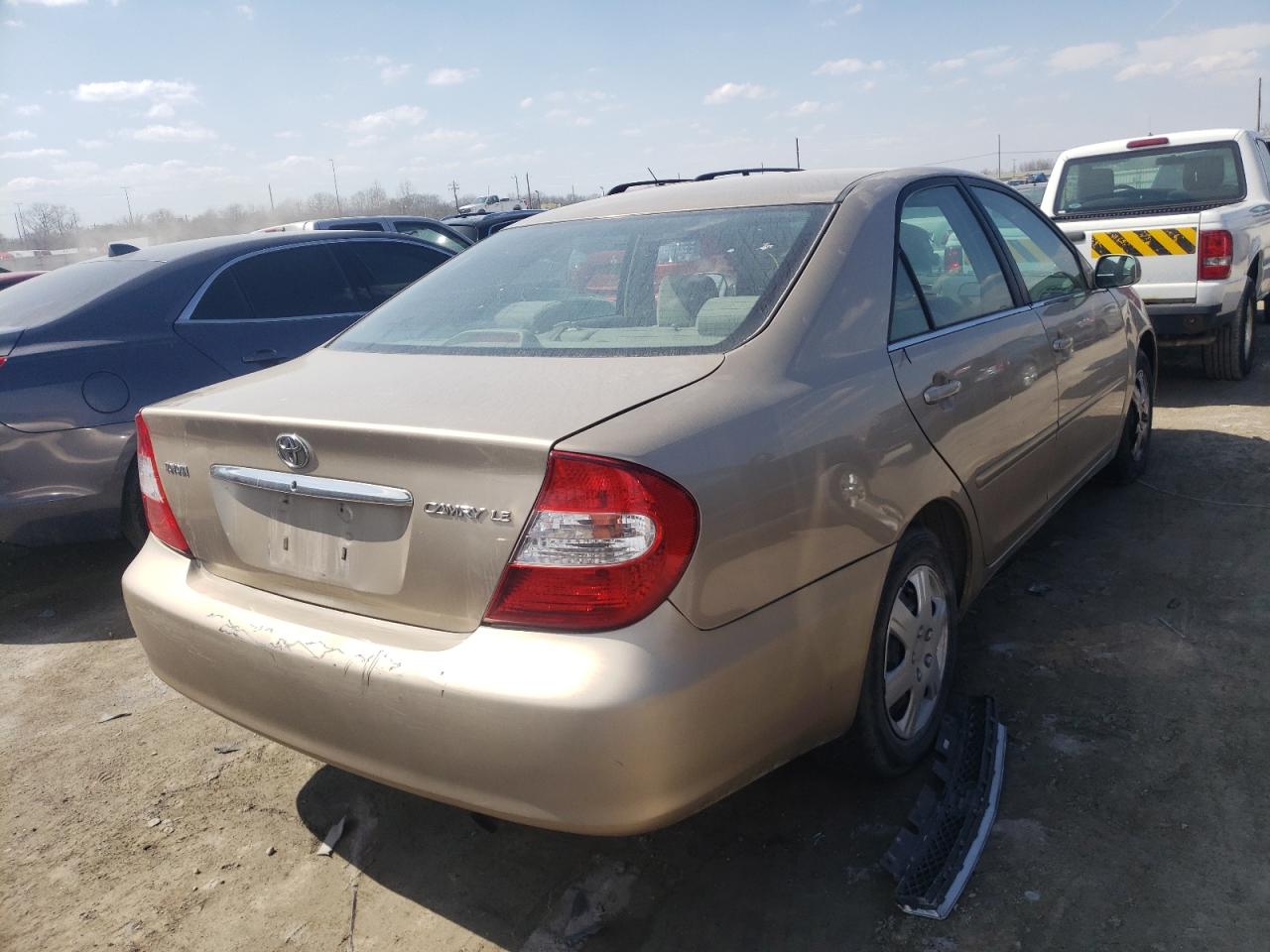 Photo 4 from auction – 2002 TOYOTA CAMRY LE with VIN 4T1BE32K72U624699