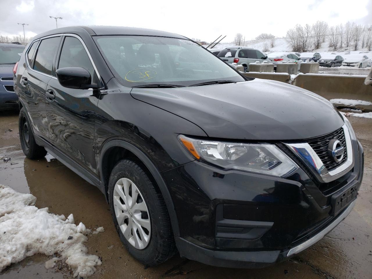 NISSAN ROGUE S 2017 with VIN KNMAT2MV4HP522937 - Photo from auction
