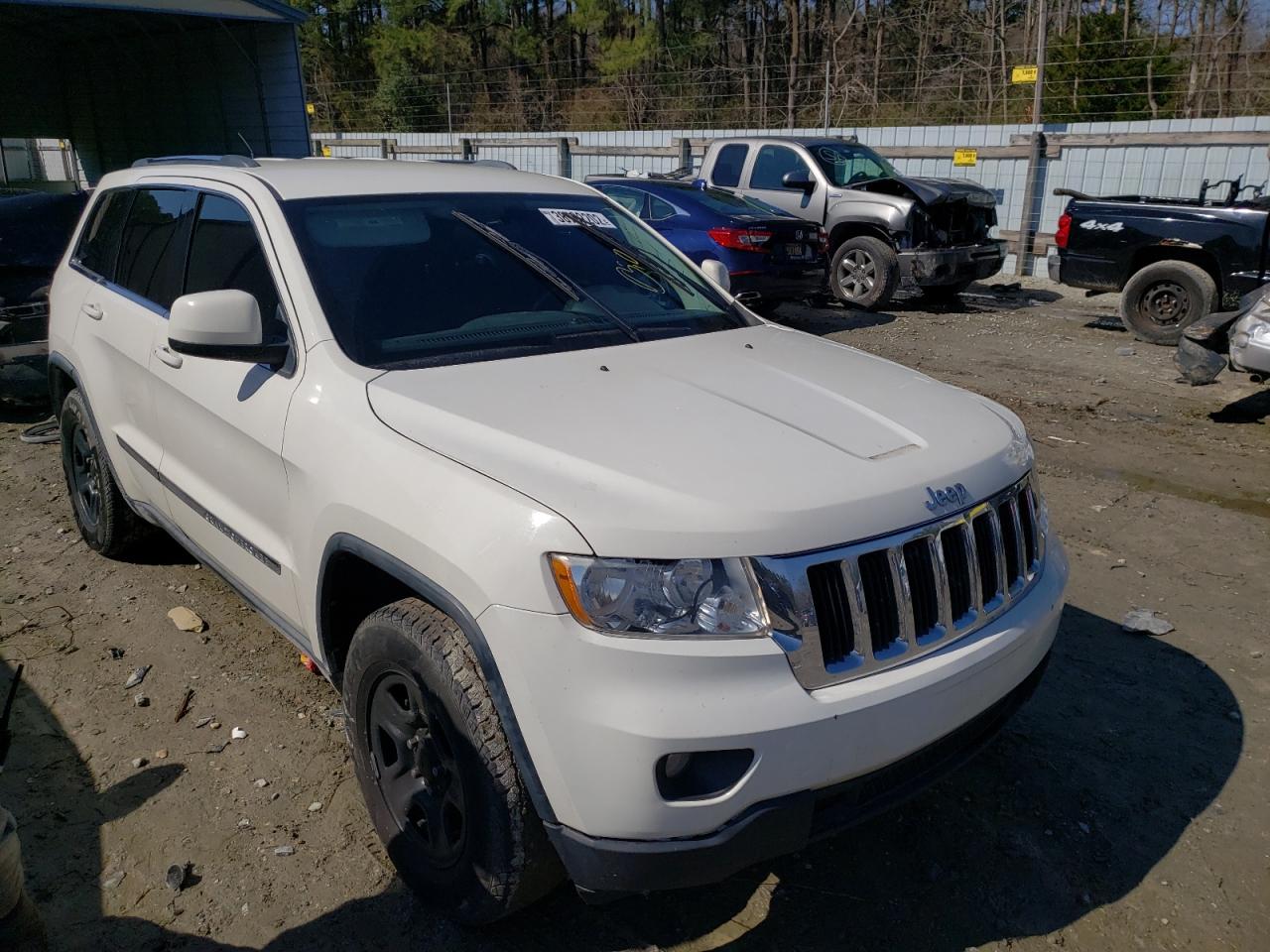 JEEP GRAND CHER 2011 with VIN 1J4RR4GG9BC539963 - Photo from auction