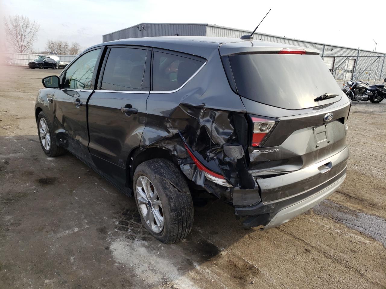 Photo 3 from auction – 2017 FORD ESCAPE SE with VIN 1FMCU0GD9HUC97618