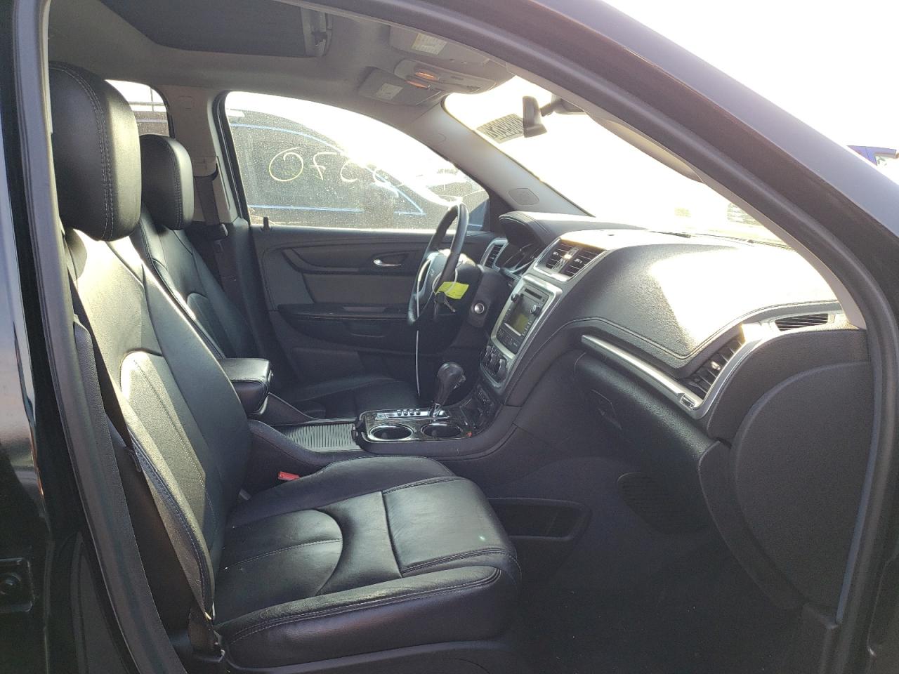 Photo 5 from auction – 2016 GMC ACADIA SLT with VIN 1GKKRRKD7GJ330391