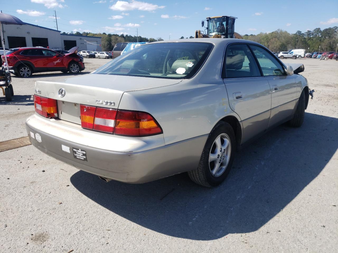 Photo 4 from auction – 1998 LEXUS ES 300 with VIN JT8BF28G2W0094782