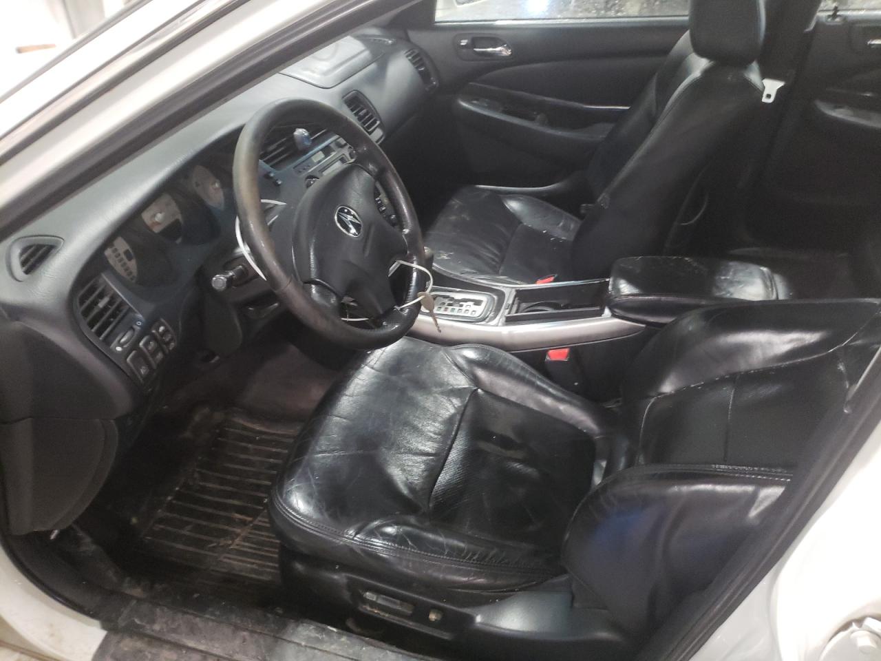 Photo 5 from auction – 2003 ACURA 3.2TL TYPE with VIN 19UUA56833A072657