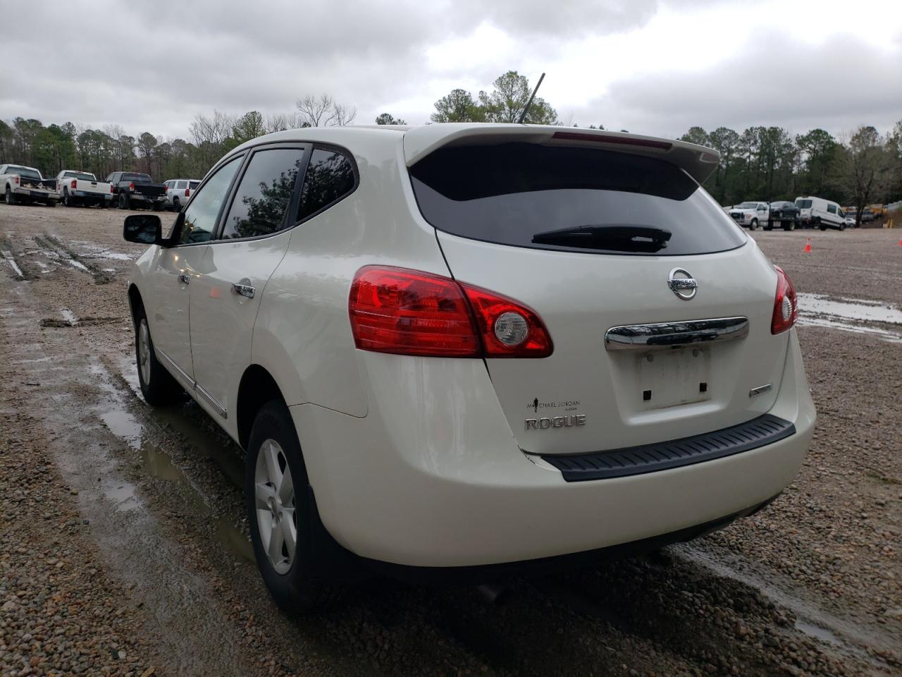 Photo 3 from auction – 2013 NISSAN ROGUE S with VIN JN8AS5MT3DW038541