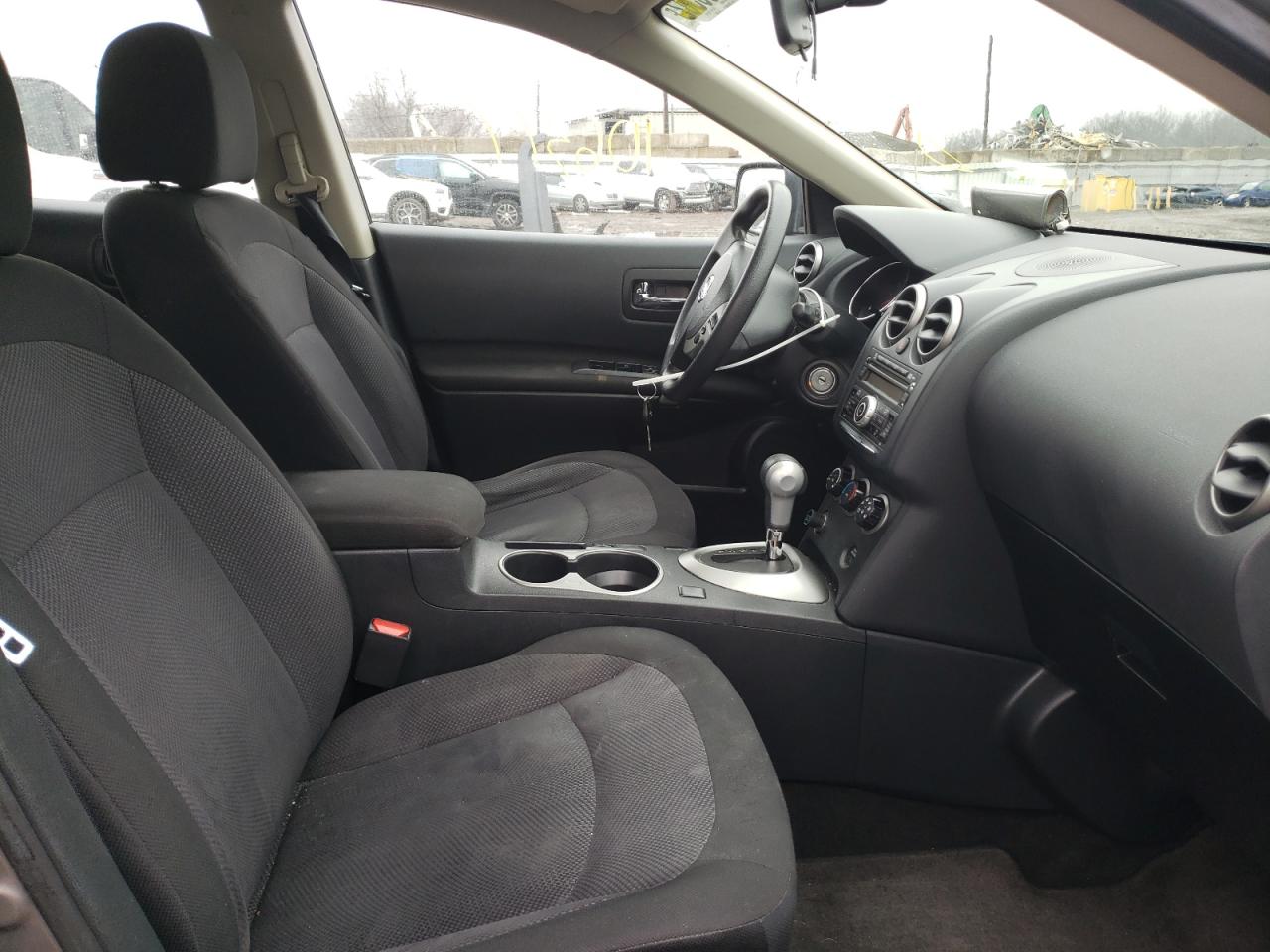 Photo 5 from auction – 2012 NISSAN ROGUE S with VIN JN8AS5MV6CW362633